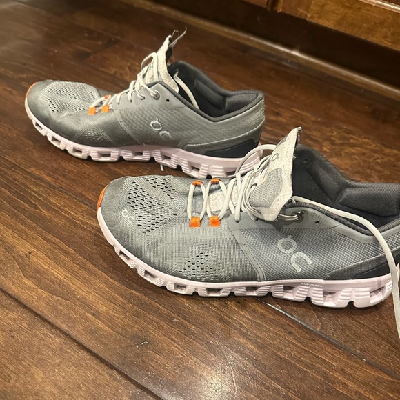 On cloud cloudx - Picture 3 of 5